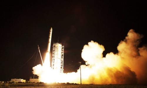 NASA launches spacecraft to study Moon atmosphere