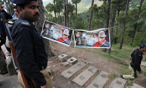 14 Karachi suspects held in Murree