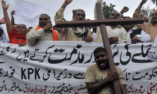 Protests across Pakistan against church bombings