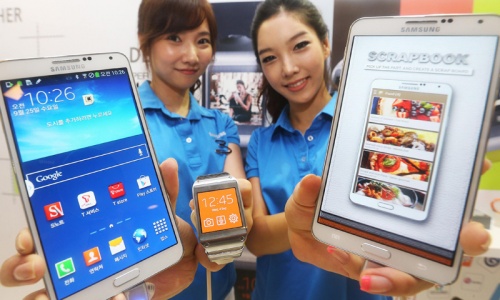 Samsung Electronics to launch smartphone with curved display in October