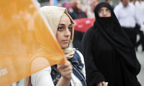 Turkey to lift ban on Islamic headscarves