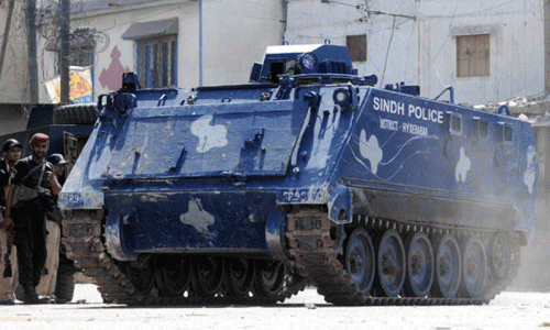 Karachi operation: Rangers, police arrest 60 suspects