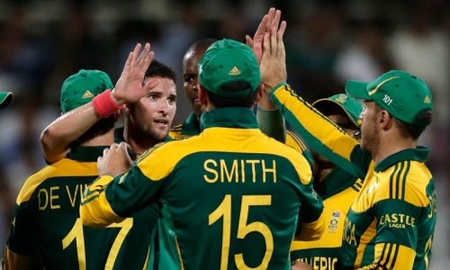 South Africa take first ODI after dramatic Pakistan collapse South Africa take first ODI after dramatic Pakistan collapse