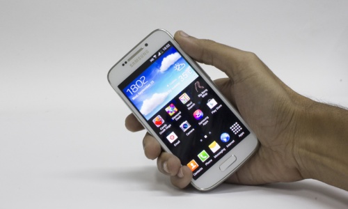 Inspect-a-gadget: Samsung Galaxy S4 Zoom