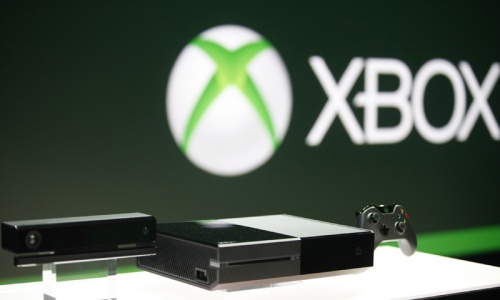 Microsoft sells over a million Xbox Ones in under 24 hours Microsoft sells over a million Xbox Ones in under 24 hours