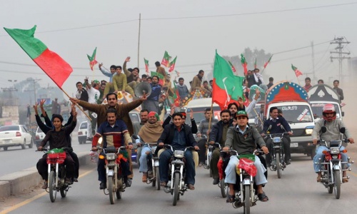 KP police stop protesters from disrupting Nato supplies