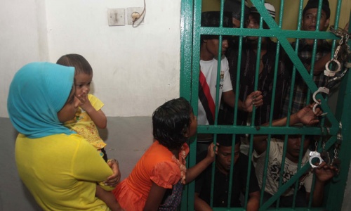 Thailand secretly dumps refugees into trafficking rings: report