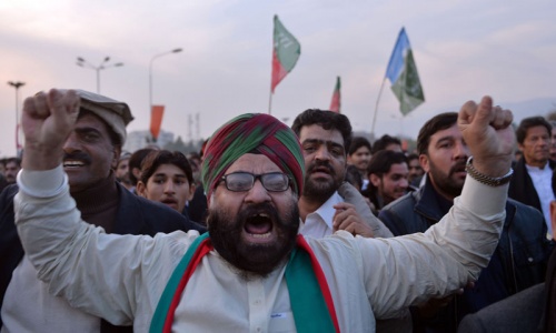 PTI, JI lawmakers protest against US drone strikes