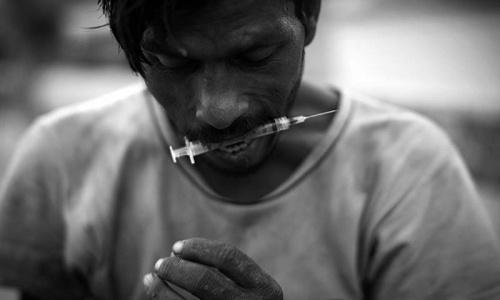 Pakistan drug trade blights 'Land of the Pure' Pakistan drug trade blights 'Land of the Pure'