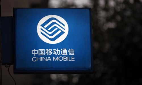 Apple, China Mobile sign long-awaited deal to sell iPhones