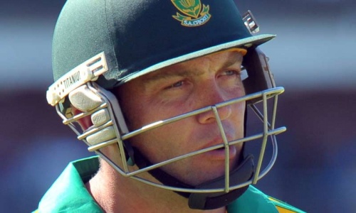 Waqar praises 'best all-rounder' Kallis Waqar praises 'best all-rounder' Kallis