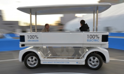 French company demos driverless shuttle at CES