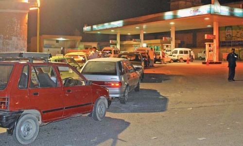 Minister decries court order to reopen CNG stations