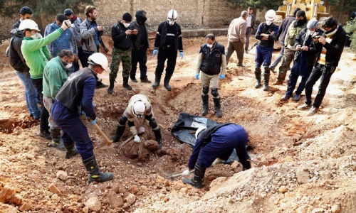 Al Qaeda Syria unit executes dozens of rivals in Raqqa: activists