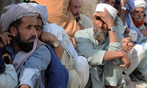 Thousands flee North Waziristan after airstrikes