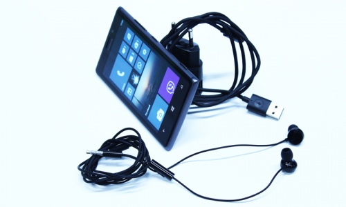 Inspect-a-Gadget: Nokia Lumia 925