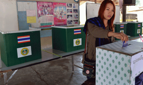 Thailand begins re-runs of troubled elections