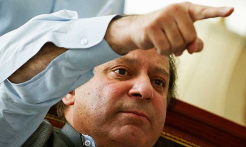 Nawaz directs govt negotiators to continue peace efforts