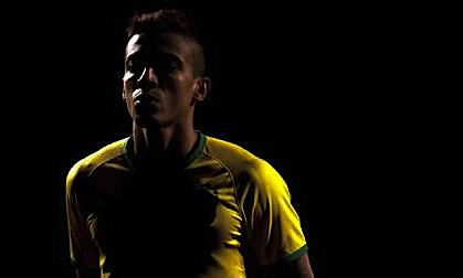 Exclusive: Luiz Gustavo hopes to anchor Brazil to glory