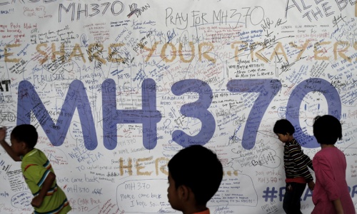 Answers to questions about cellphones in flight MH370