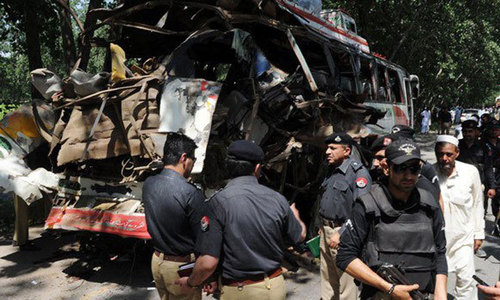 Road accident kills 35 in Hub