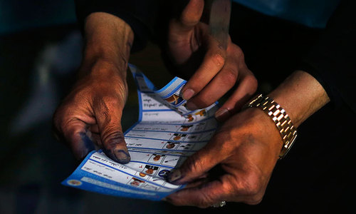 Afghans hail peaceful election, high turnout