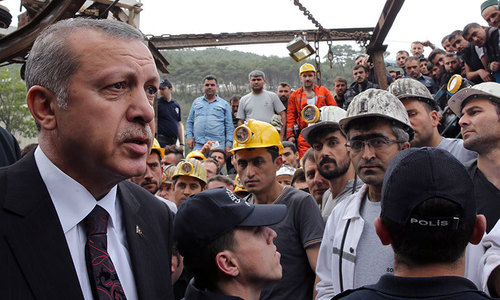 274 dead in Turkey's worst-ever mine disaster