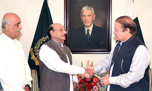   CM Sindh presents Rs50million cheque for North Waziristan IDPs to PM Sharif.—APP photo