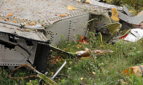 Flight MH17 hit by numerous 'high energy objects'