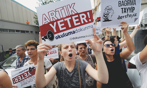 Rise of Islamic schools causes alarm in secular Turkey