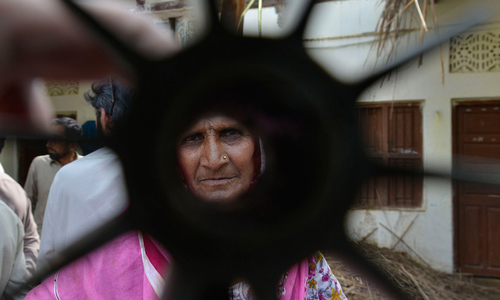 Civilians suffer as firing continues along Indo-Pak border Civilians suffer as firing continues along Indo-Pak border