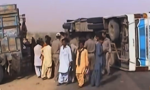 Road accident kills 10 in Balochistan