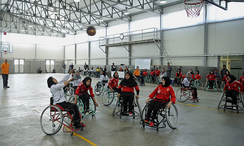 Afghan war amputees find new life, pride in sports