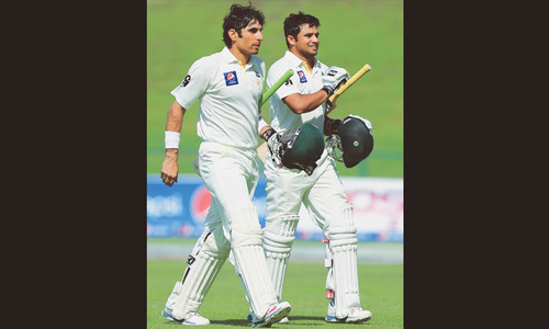 Misbah&rsquo;s stunning performance &mdash; from &lsquo;tuk, tuk&rsquo; to world record