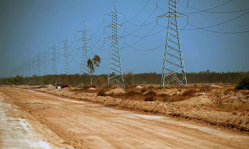Pakistan tax on solar imports threatens clean energy push