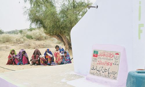 Footprints: Vacuum left by the state Footprints: Vacuum left by the state