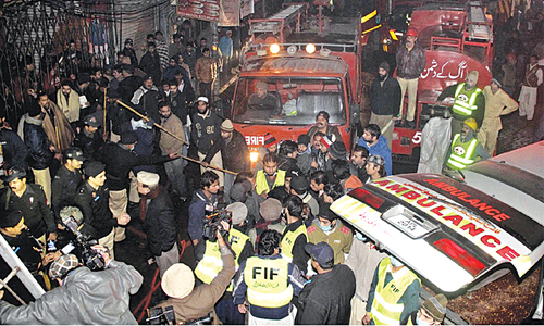 Fire in Lahore market kills 13