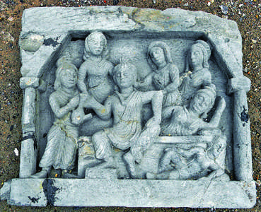 Stunning reliefs, carvings and sculptures depicting the Buddha and his teachings are the bread and butter of these craftsmen.