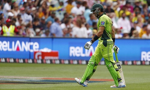 Comment: When batting crumbles, don't expect bowlers to bail out