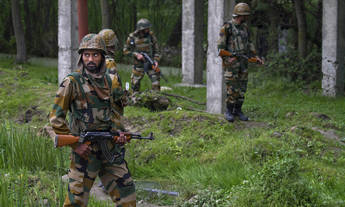 Gun battle as militants attack India's Kashmir army camp