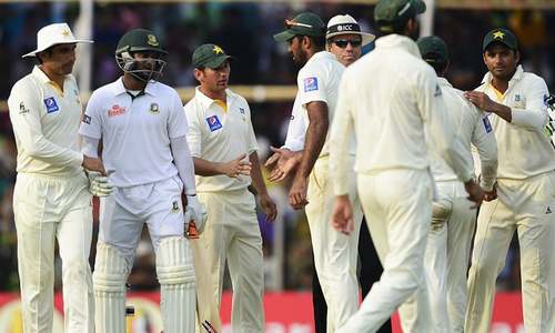 Shakib, Wahab fined for on-field spat Shakib, Wahab fined for on-field spat