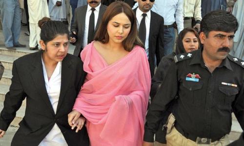 Glamour turns grim as Ayyan investigations reach her mother