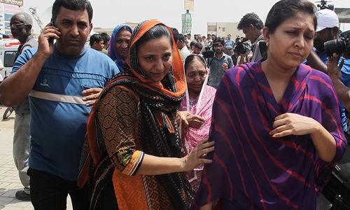 43 killed in attack on bus carrying Ismailis in Karachi