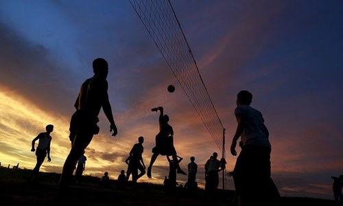 Philippines says prepared to help sea-stranded Rohingya people