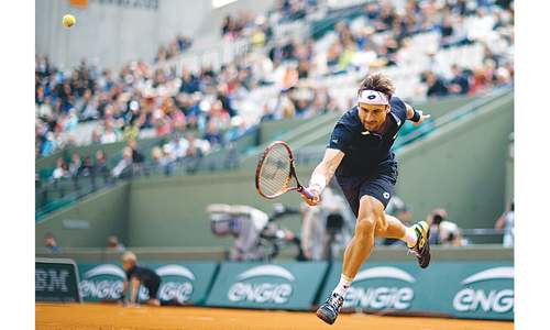 Djokovic, Nadal and Serena ease through as Bouchard crashes