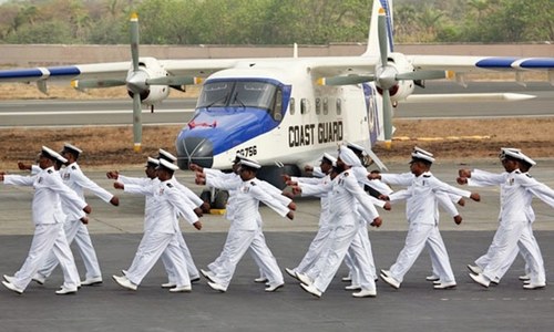 Search on for missing India coast guard plane Search on for missing India coast guard plane