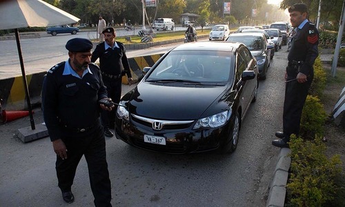 Police pickets unmanned during Iftar Police pickets unmanned during Iftar