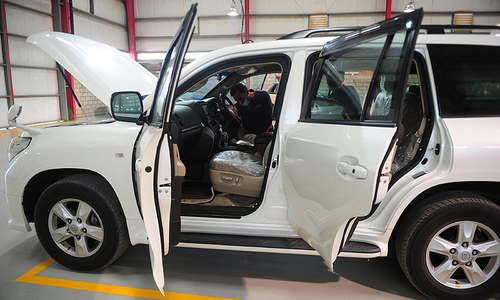 Two kids found dead in car boot Two kids found dead in car boot