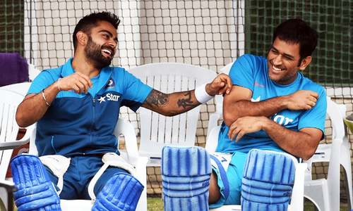 Dhoni stuck by Kohli during tough times, says Shastri