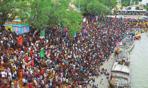 27 pilgrims killed in India stampede
